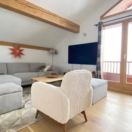 Apartment La Bergerie 10-12 Personnes Au Pied Des Pistes A Montalbert *